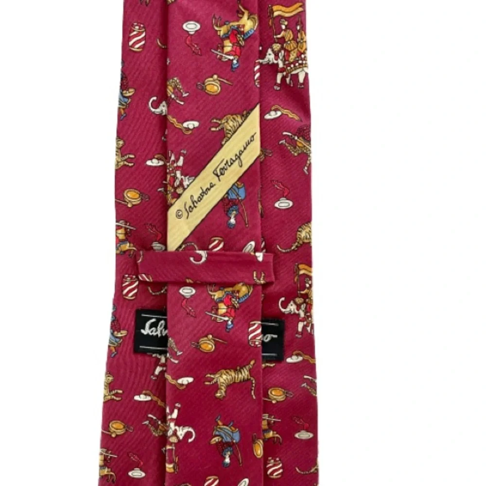 Salvatore Ferragamo Egypt Pharaoh Tiger Elephant Men’s Neck Tie